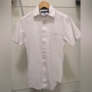 Vince Camuto button down
